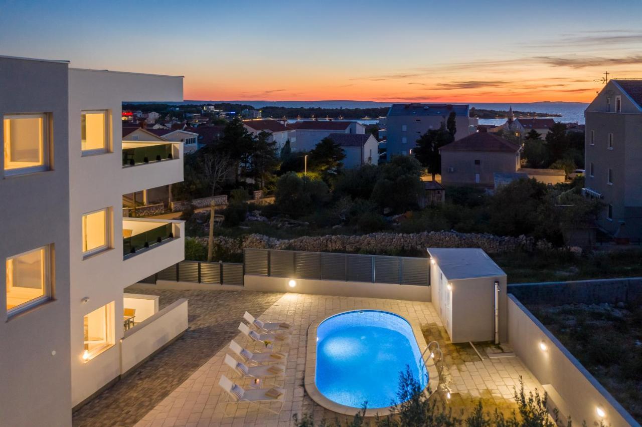 Villa Lena Luxury Apartments Novalja Exteriör bild