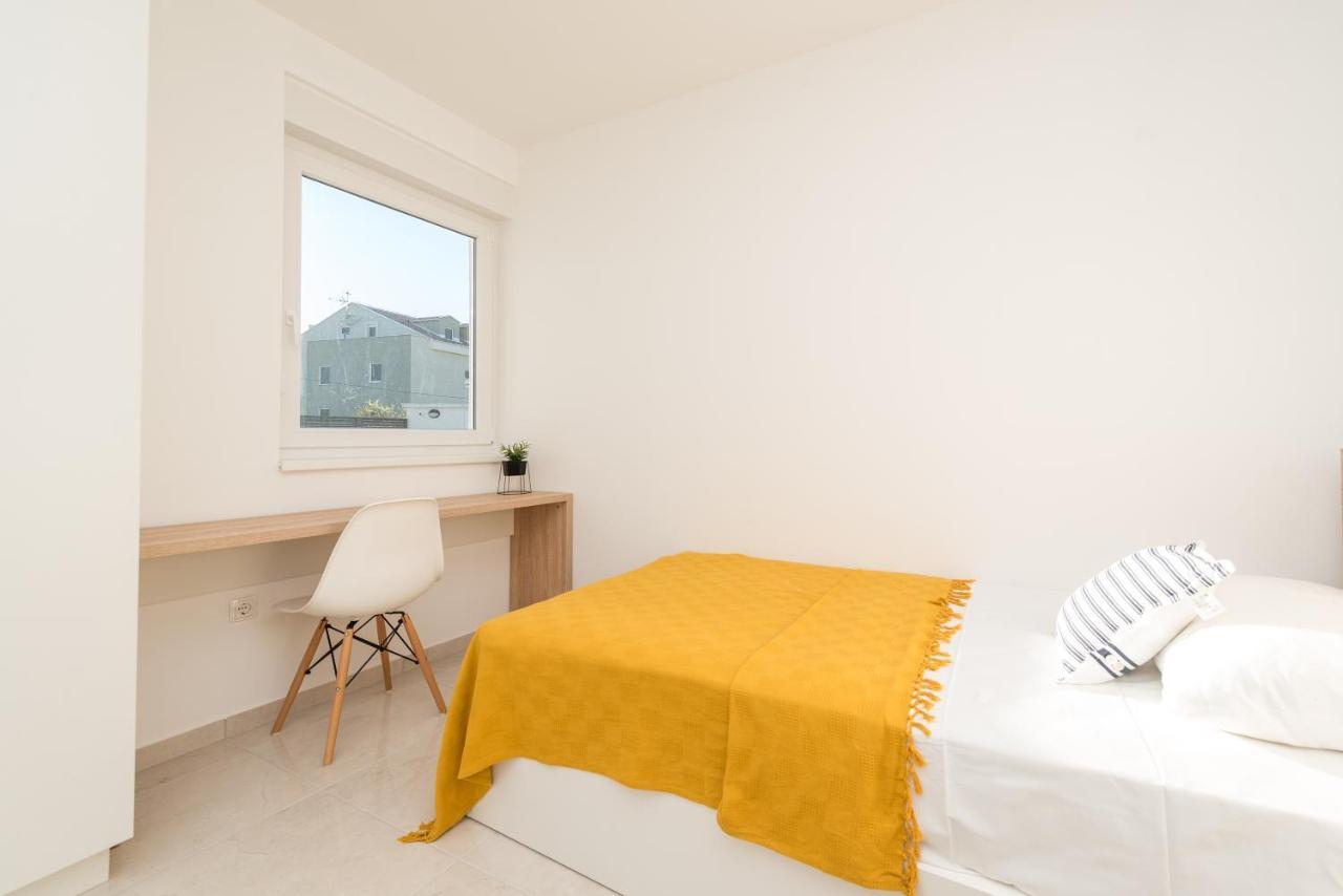 Villa Lena Luxury Apartments Novalja Exteriör bild